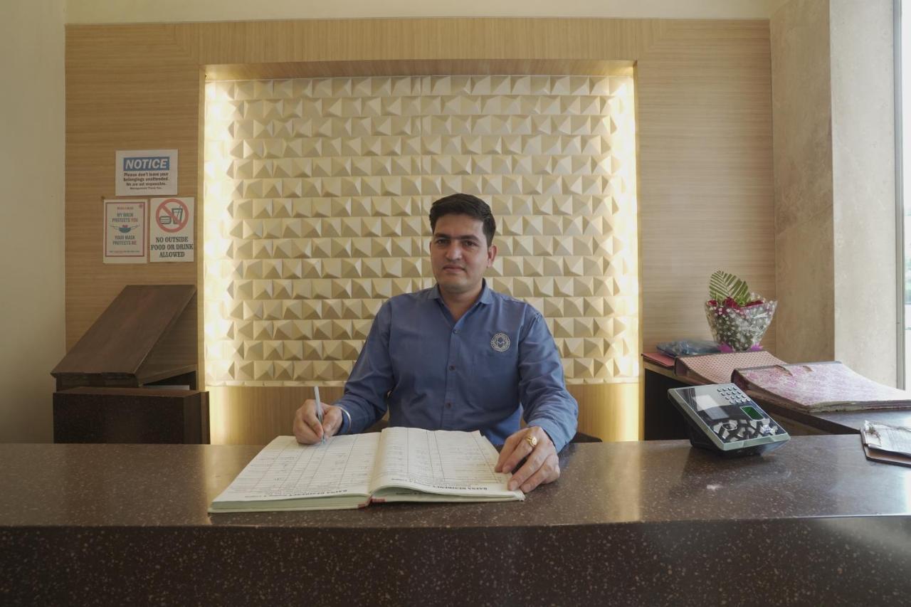 Hotel Mathoshree 塞恩 外观 照片