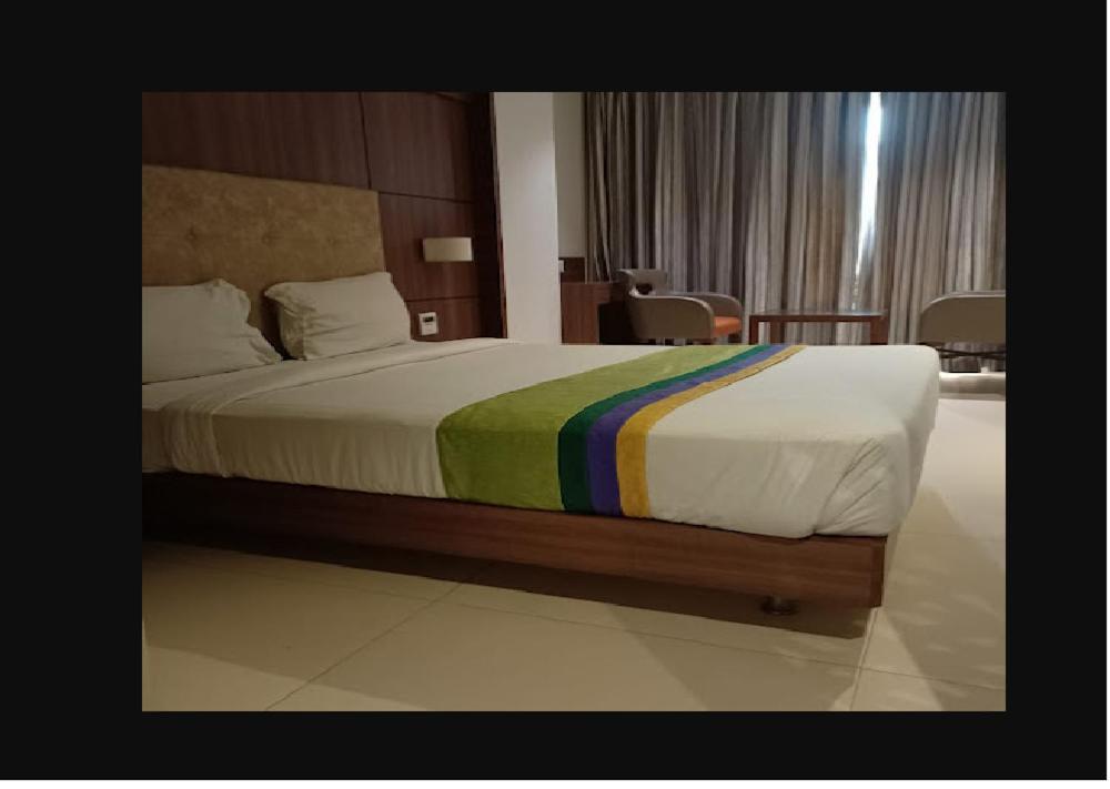 Hotel Mathoshree 塞恩 外观 照片